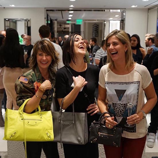 Alexis Cooper, Maria Teresa Figueiredo and Vanessa Jucah