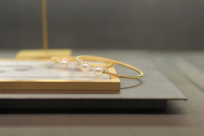 Solari Bracelet with Pearls