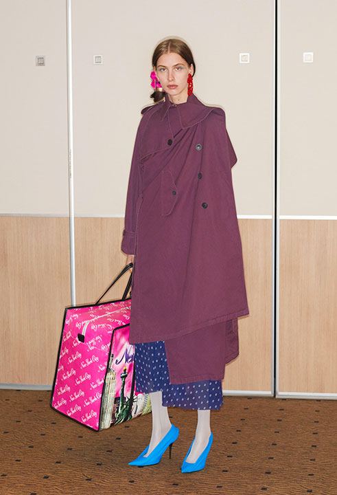 A runway look from the Balenciaga 2018 Resort collection.