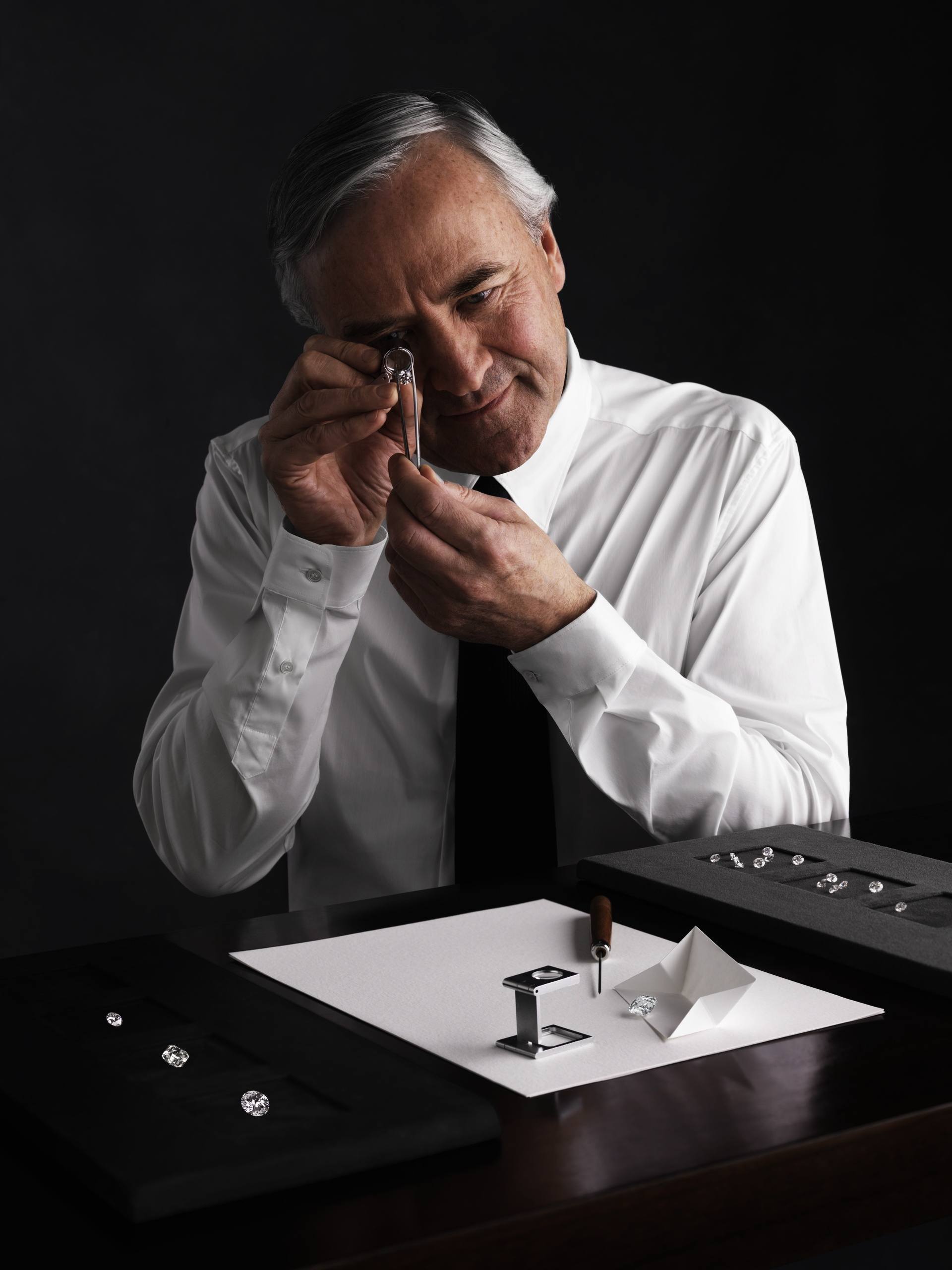 Profile image of Executive Vice President of De Beers Jewellers Andrew Coxon