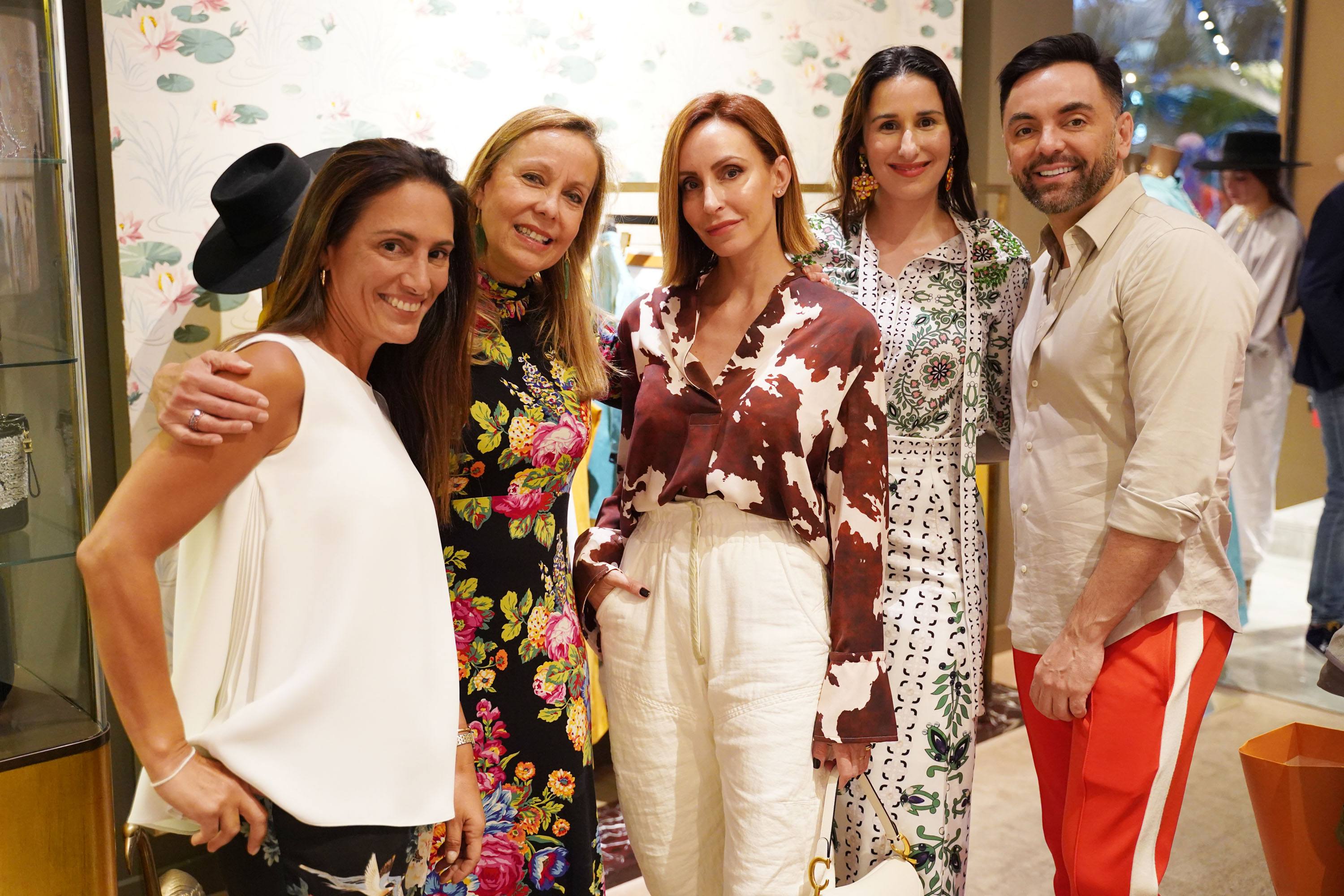 Gabriela Rodriguez, Malu Duhau, Ana Alfonzo, Agustina Casas Sere-Leguizamon, & Juan Salazar