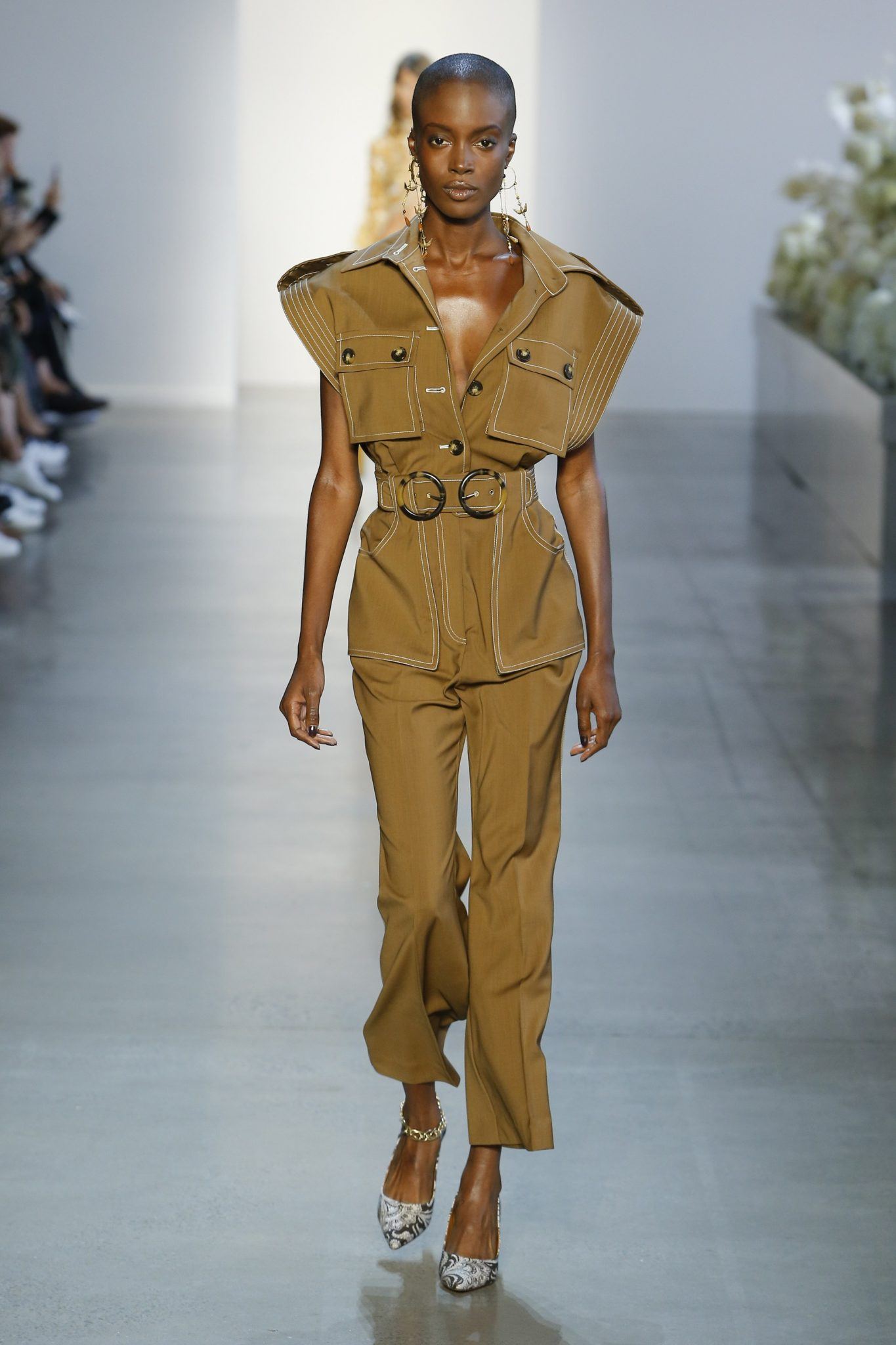 Zimmermann-Spring-2019-runway-