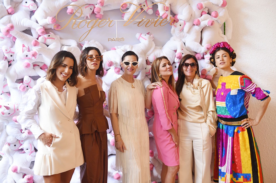 Kelly Saks, Gabriela Medina, Angeles Almuna, Ximena Kavalekas, Sarah Harrelson, & Danié Gomez Ortigoza