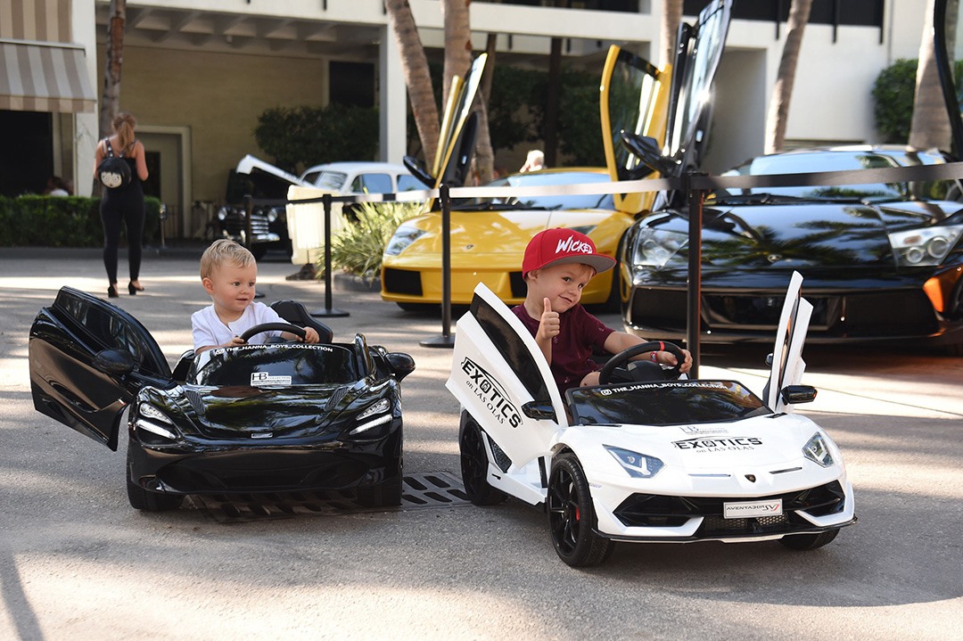 Children enjoying the activations inside the Collectors Suite for Collectors Weekend 2019