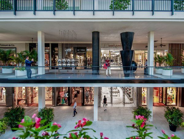 Center Courtyard Bal Harbour Shops