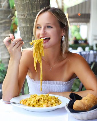 Samantha Schnur of The Naughty Fork dining at Carpaccio Bal Harbour for our #BHSLovetoEats series.