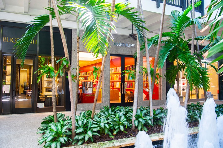Assouline Bal Harbour is set among our iconic Bal Harbour Shops’ palm trees and coveted fashion brands.