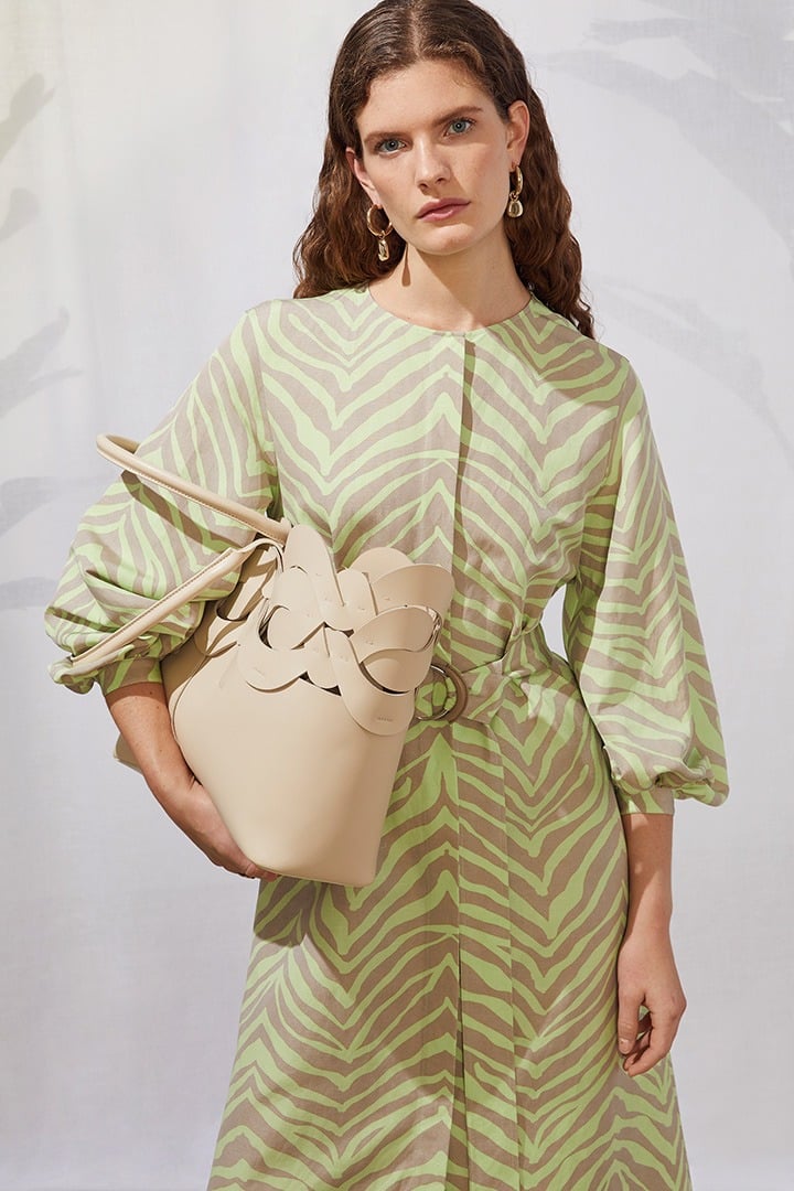 Spring 2021 Collection Dress in ‘Zevron’ print & 8 Knot Tote, available at Bal Harbour Shops.