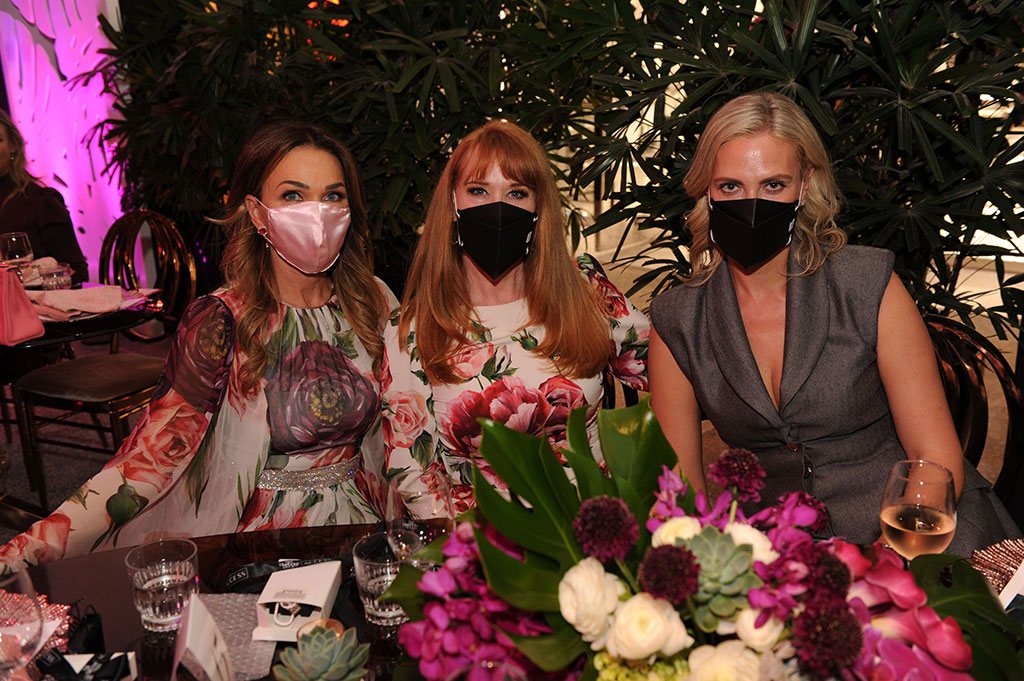 Event Co-chair Stacey Shabtai, Pearl Baker Katz, & Yelena Vologina at Bal Harbour Shops ACCESS Dinner. Photo by World Redeye