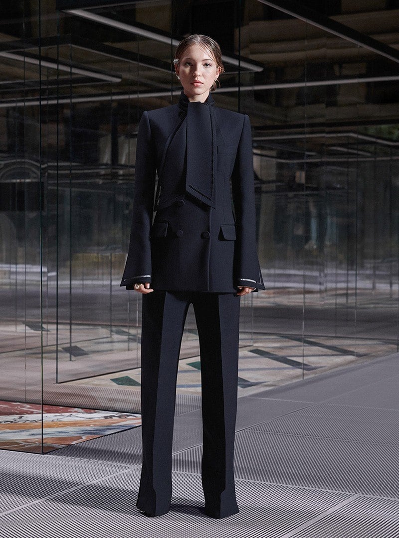 Kim Jones @Fendi – Suit Negozi Row