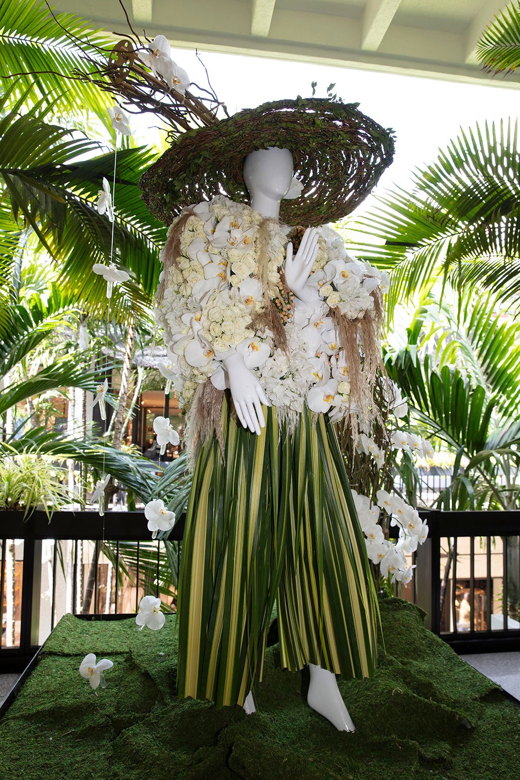 Lafayette 148 New York Mannequin Created by Luxury Flowers Miami. Photo by Theodora Richter