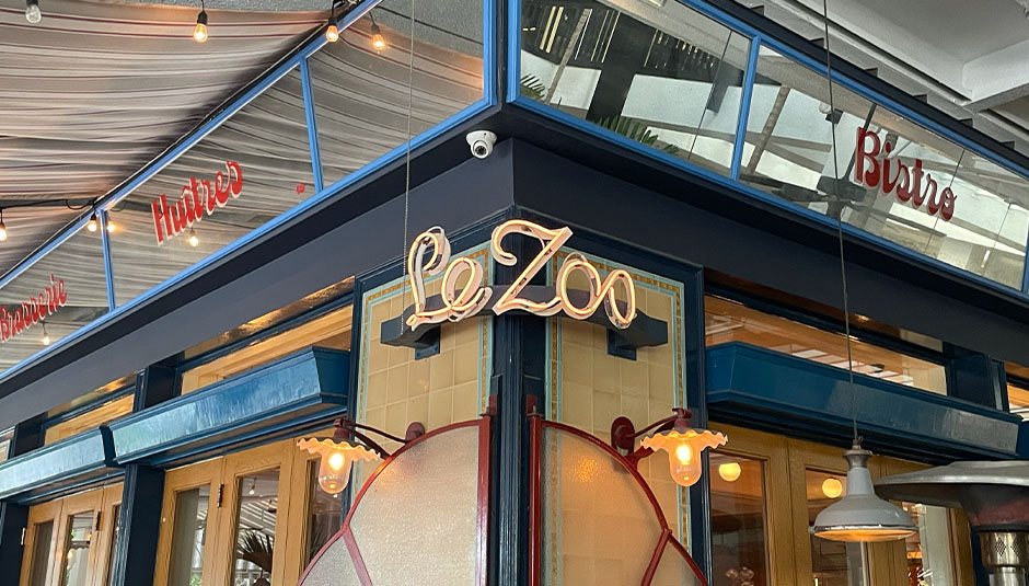 Le Zoo Facade