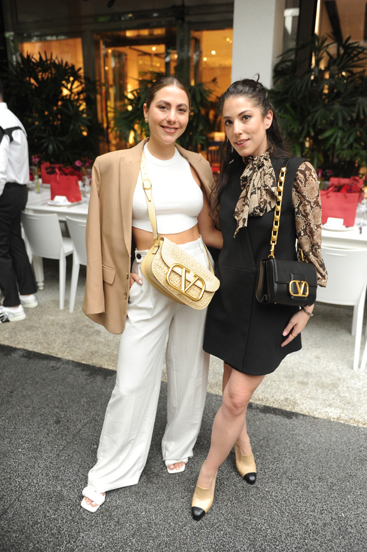 Claudia Vergara and Shana Kaufman pose for a photo