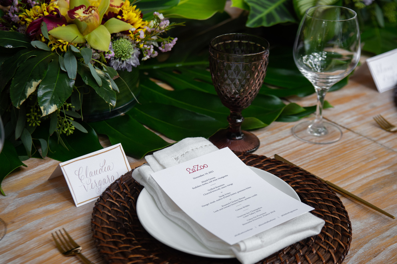 Guest table-Setting