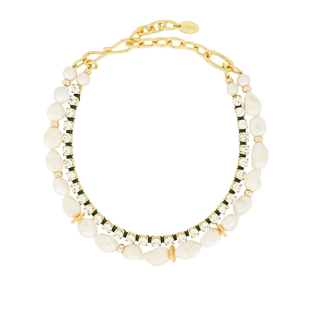 necklace with pearl and gold details