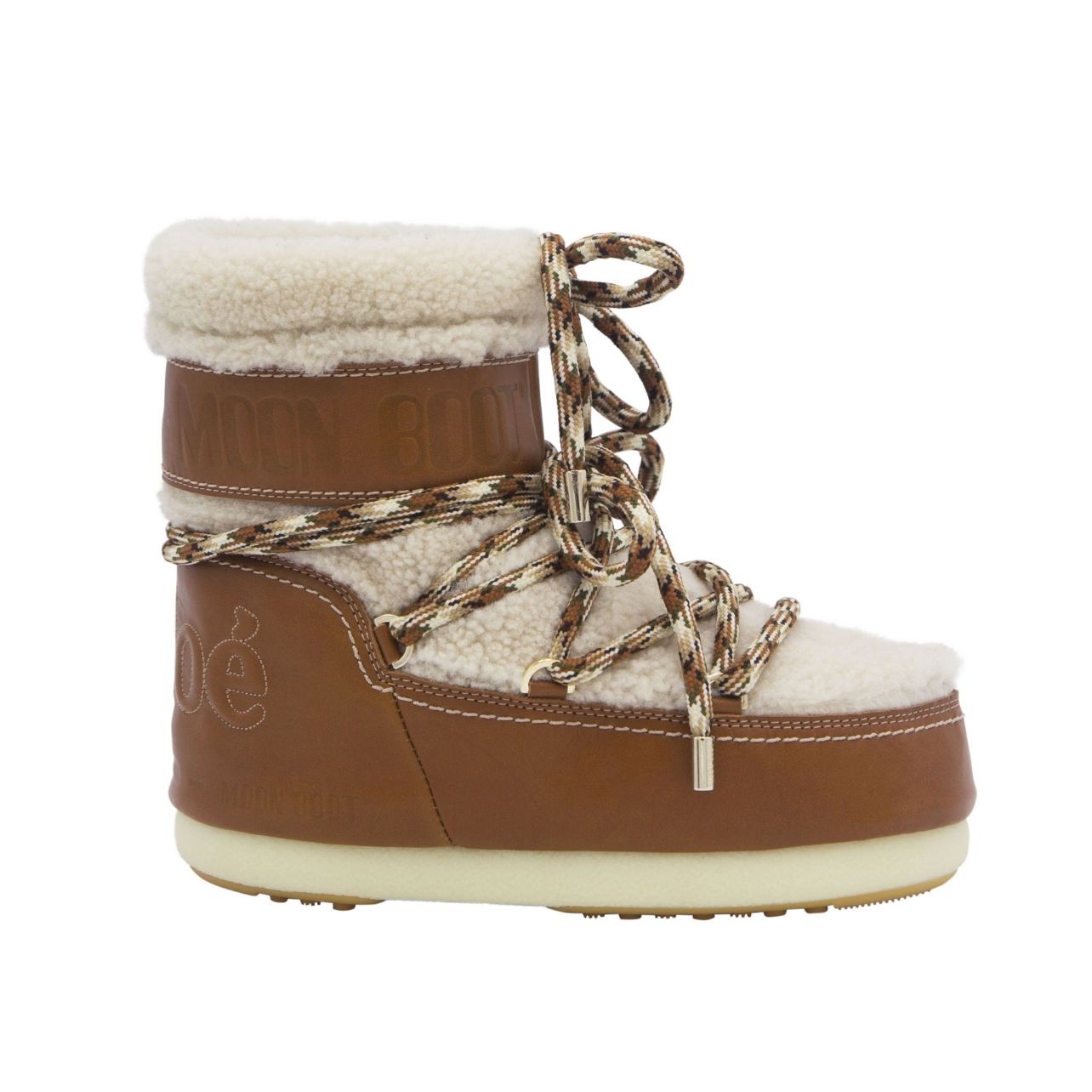 Chloe Moon Boots with brown leather and shearling detailing