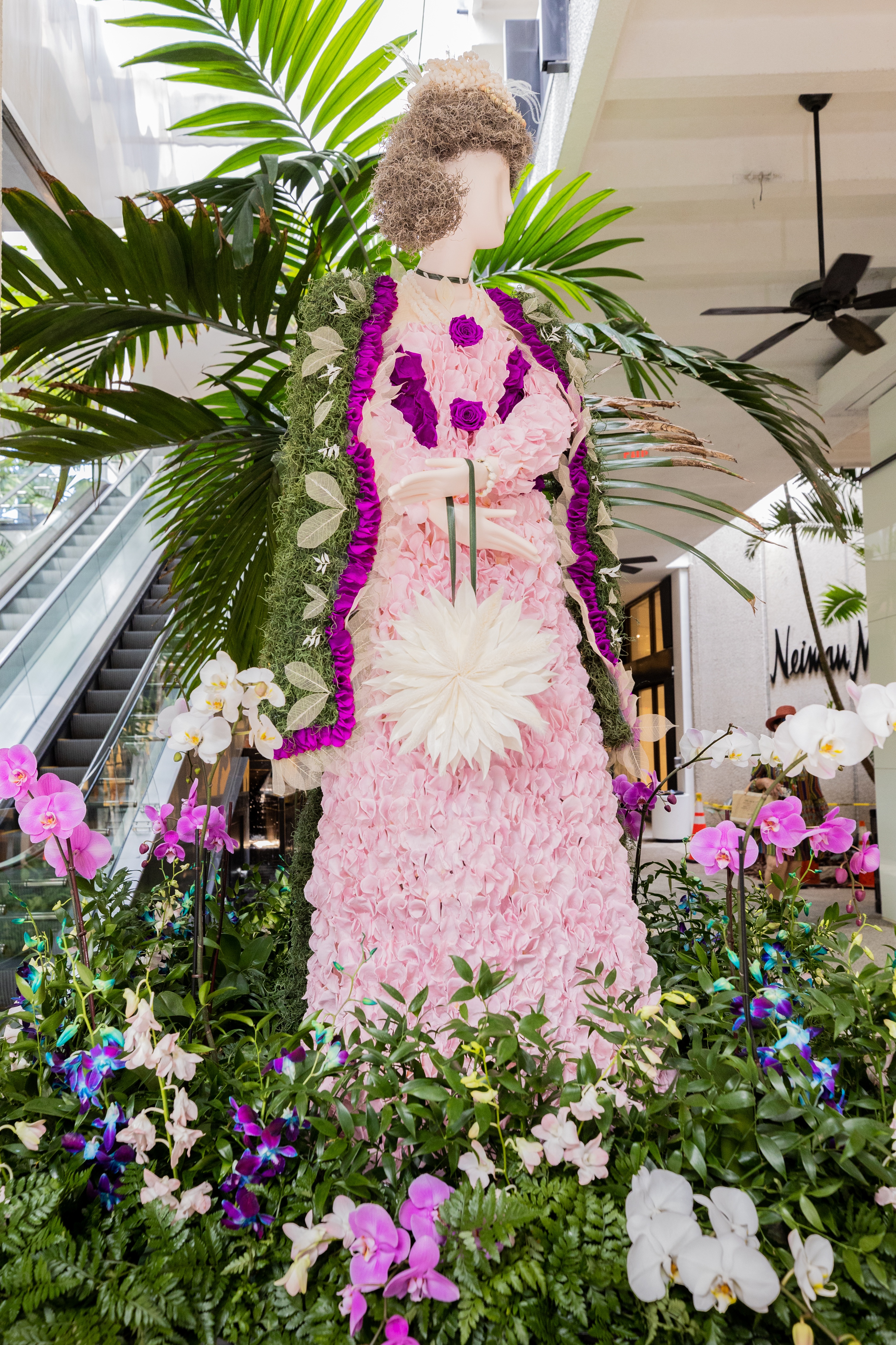Floral mannequin inspired by Caroline Astor