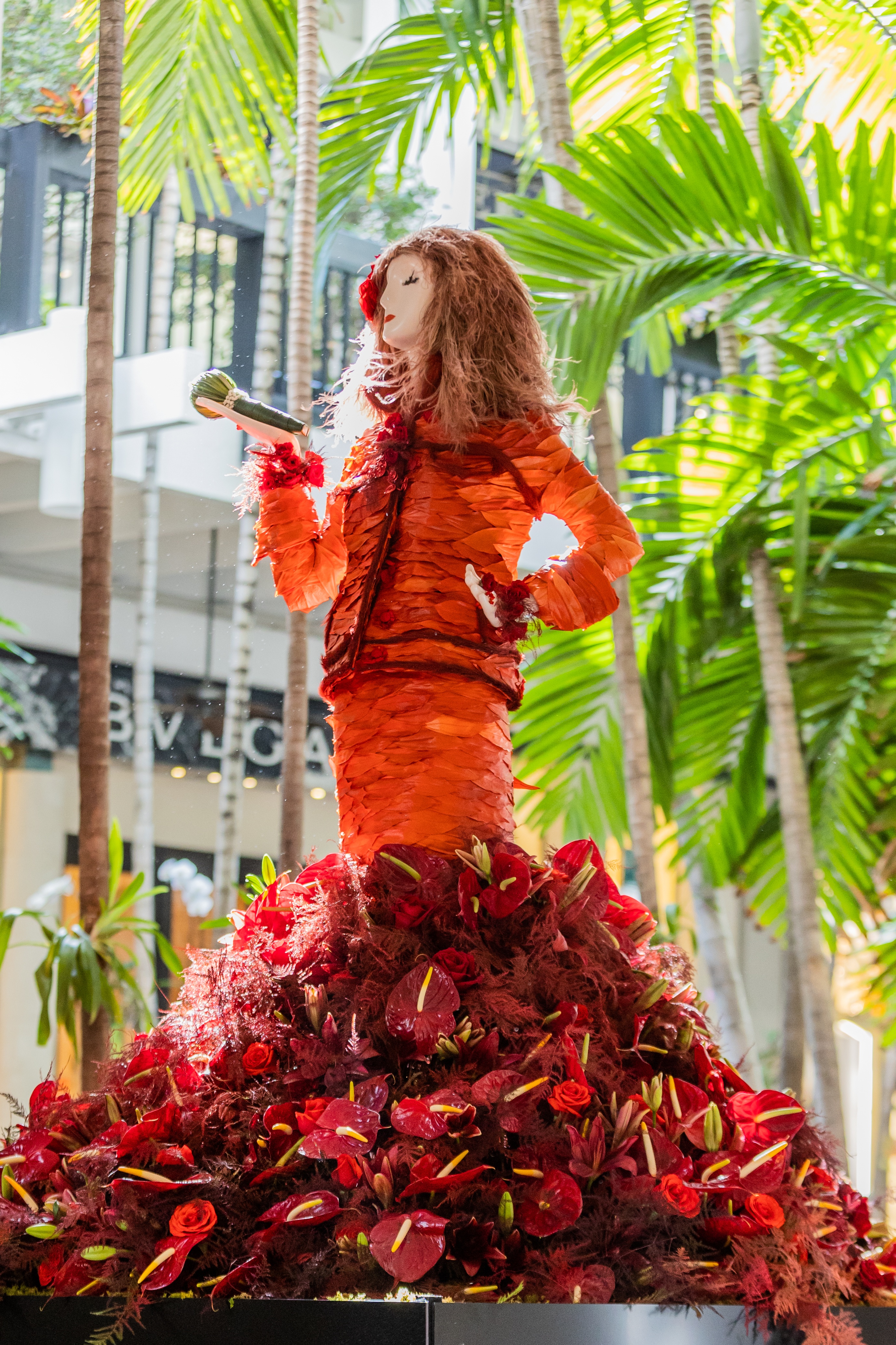 Floral mannequin inspired by Gloria Estefan