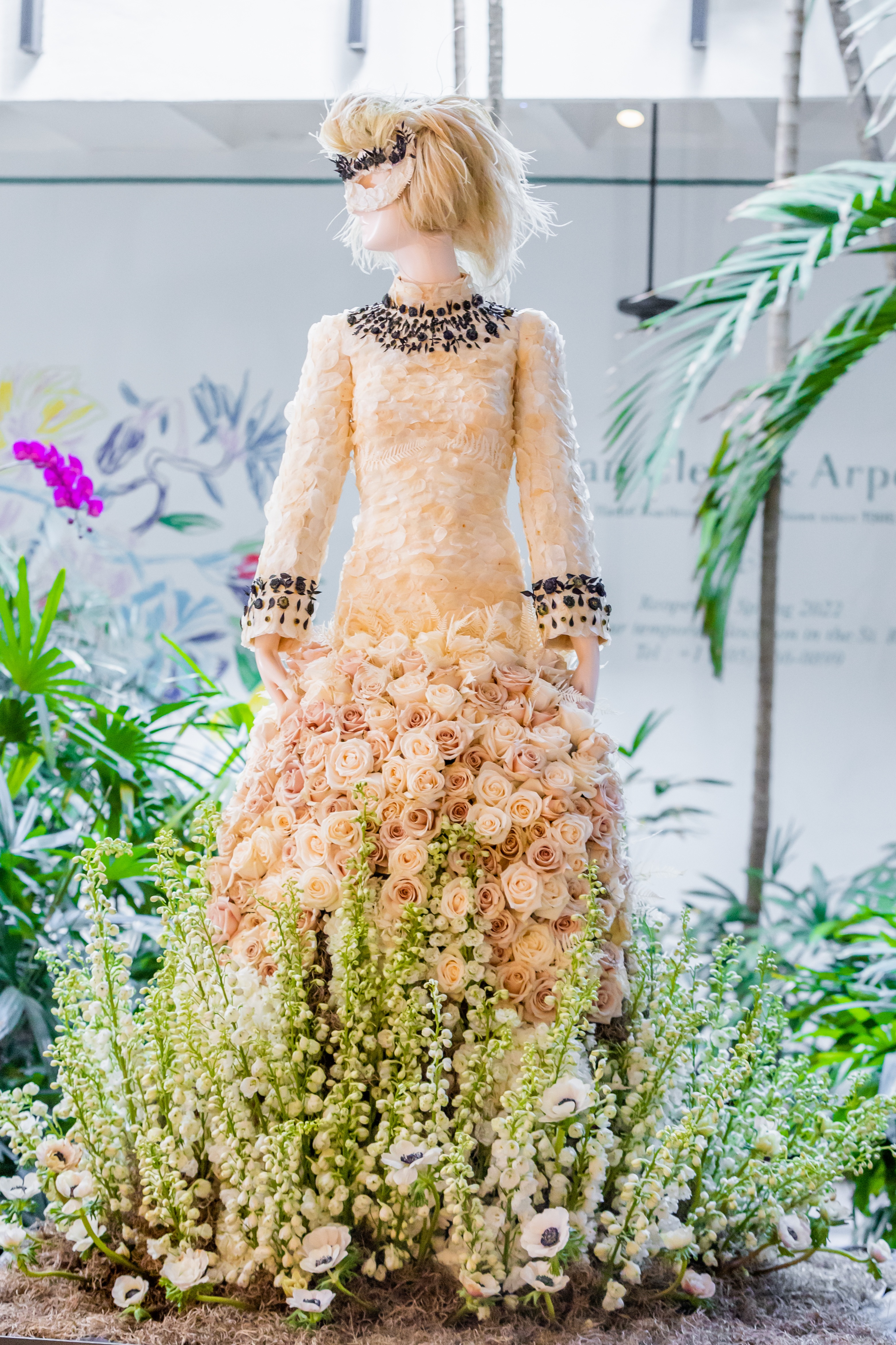 Floral mannequin inspired by Katherine Graham