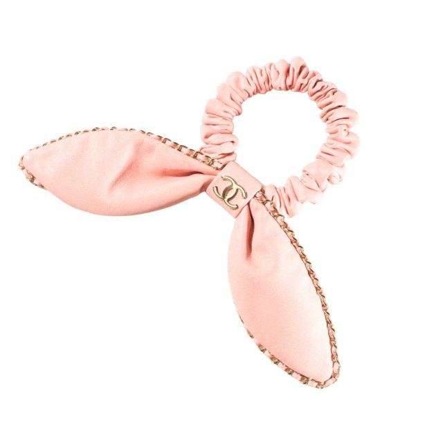 Pink scrunchie with bow detail