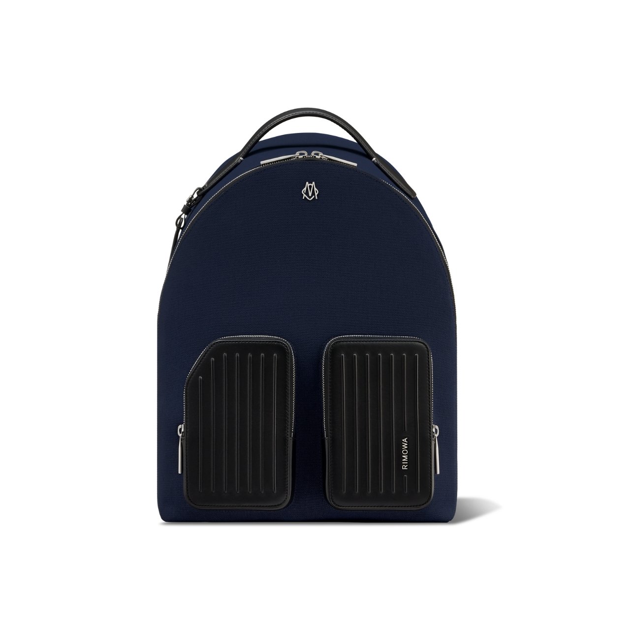 Rimowa backpack with zipper closure, two front pockets and a top handle