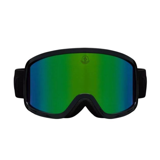 Portrait of blue mirrored ski goggles