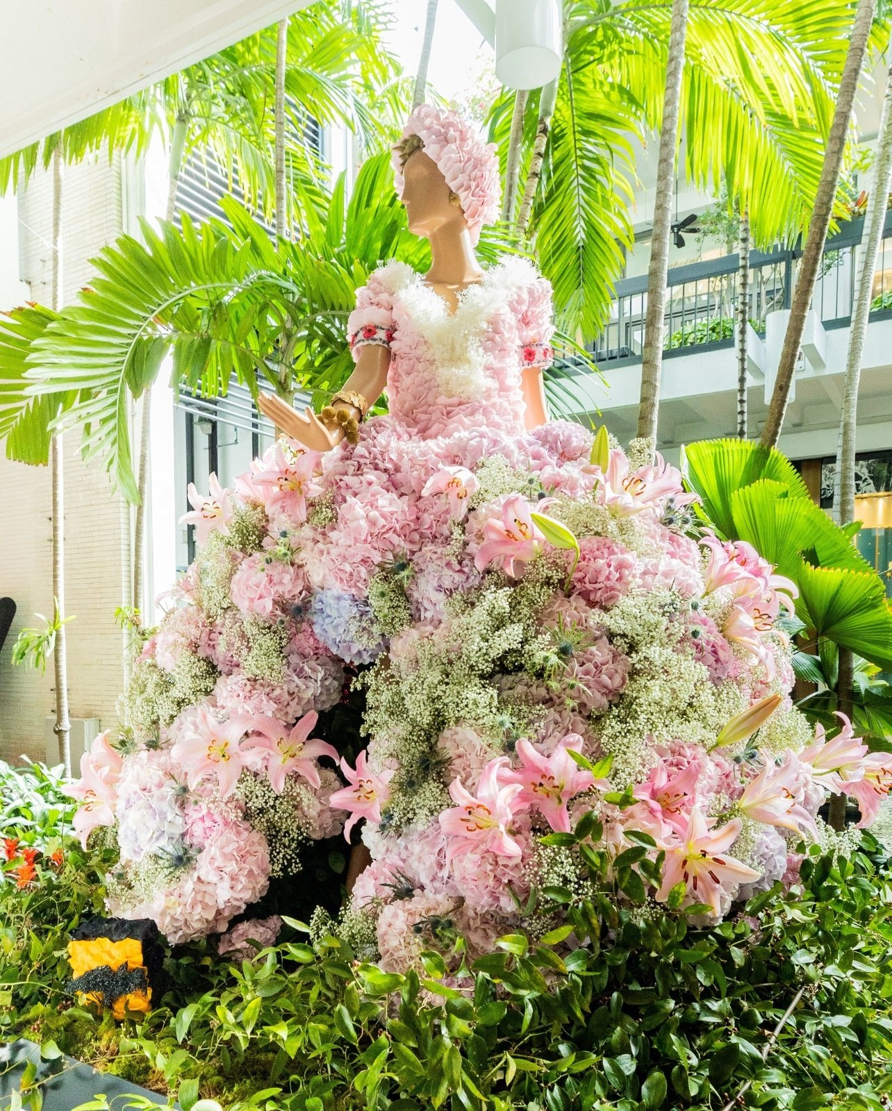 Floral mannequin of Maya Angelou by LeChat Roses
