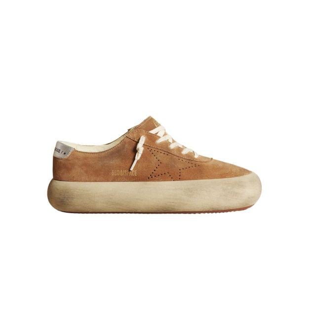 Tobacco colored suede low top sneakers with perforated star detail