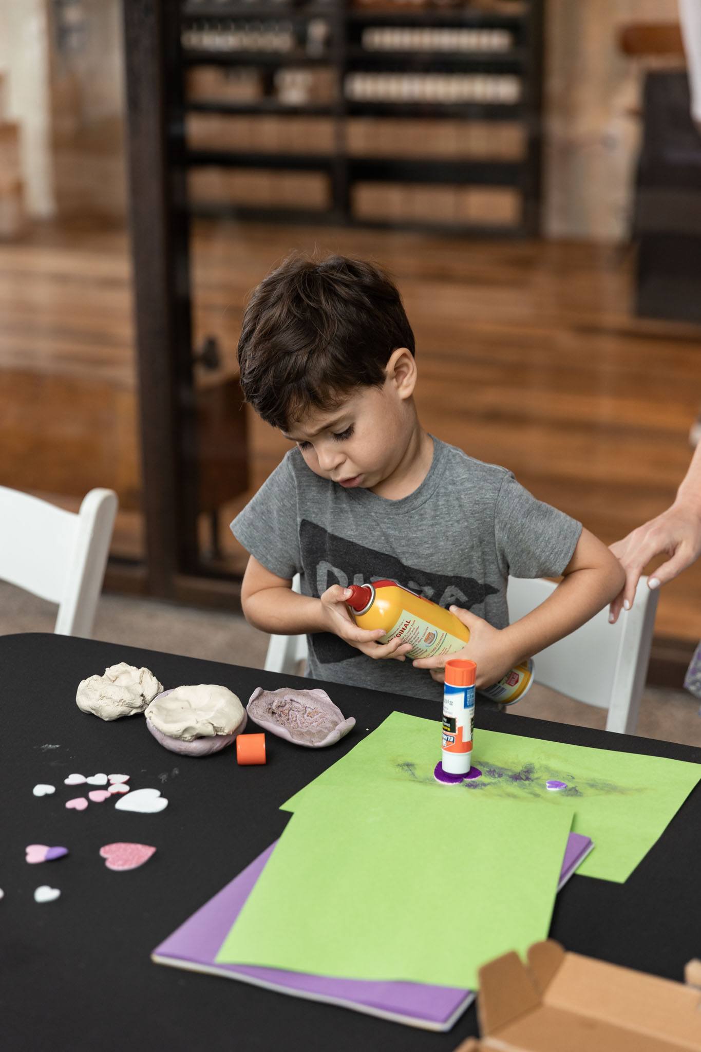 A variety of images showcasing the Bepoke Bal Harbour Children’s Art Classes. Images include guests in attendance, artists Lauren Shapiro and Morel Doucet, and children creating art.