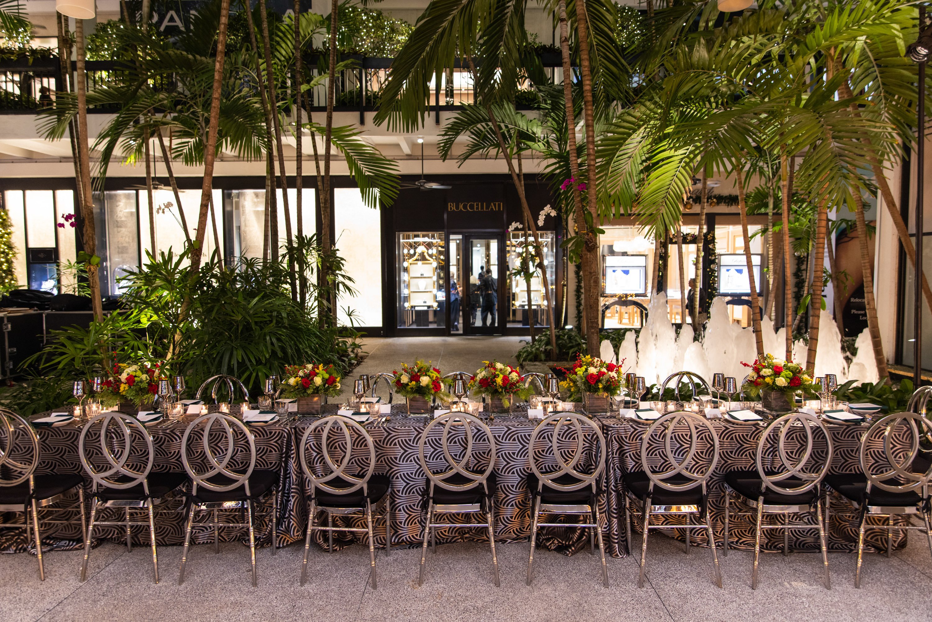 A variety of images showcasing Bal Harbour Shops’ Thanksharing Celebration event. Images include guests in attendance, table décor, and food featured at the event.