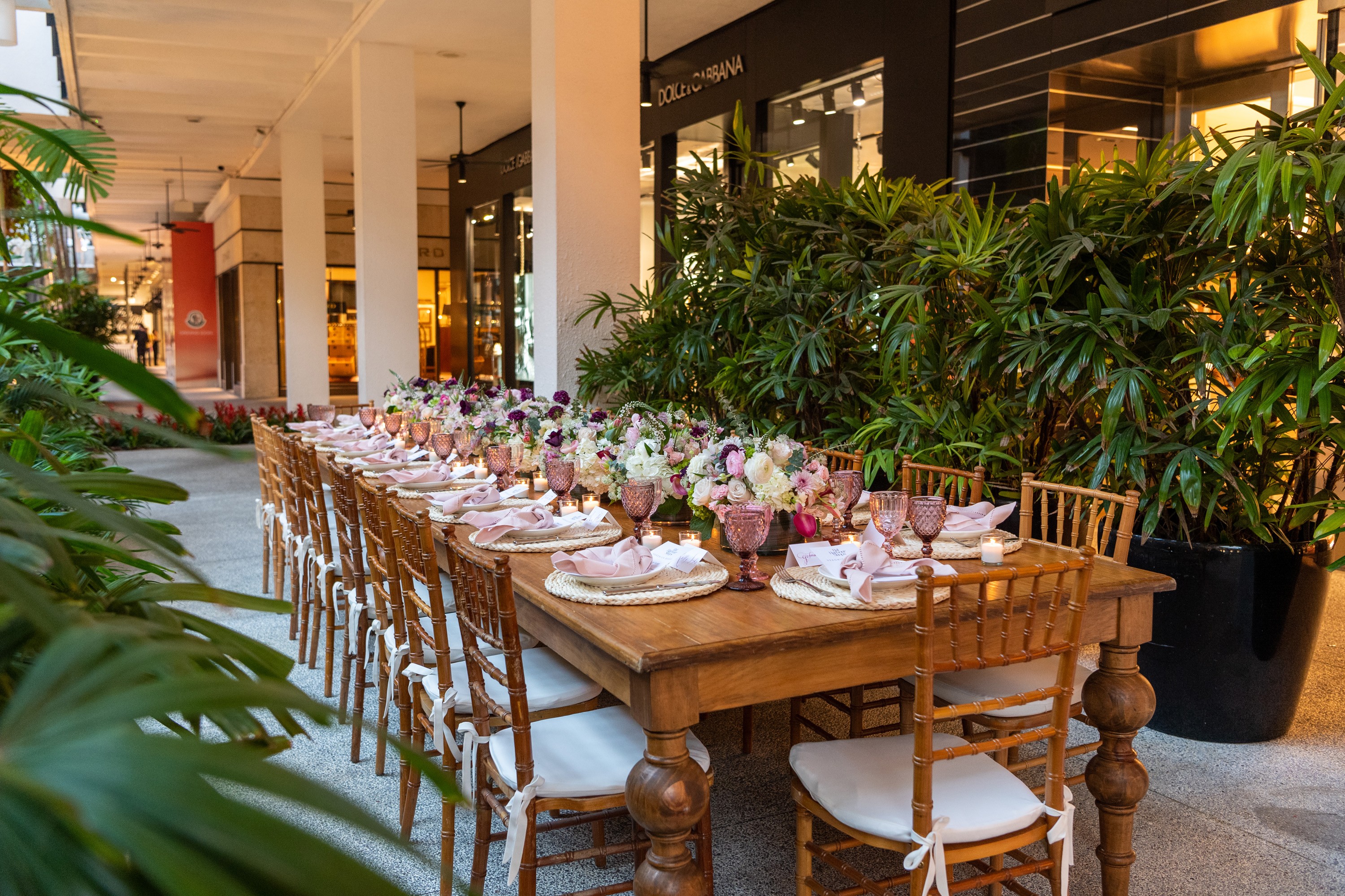 Bal Harbour Shops X Veronica Beard custom table