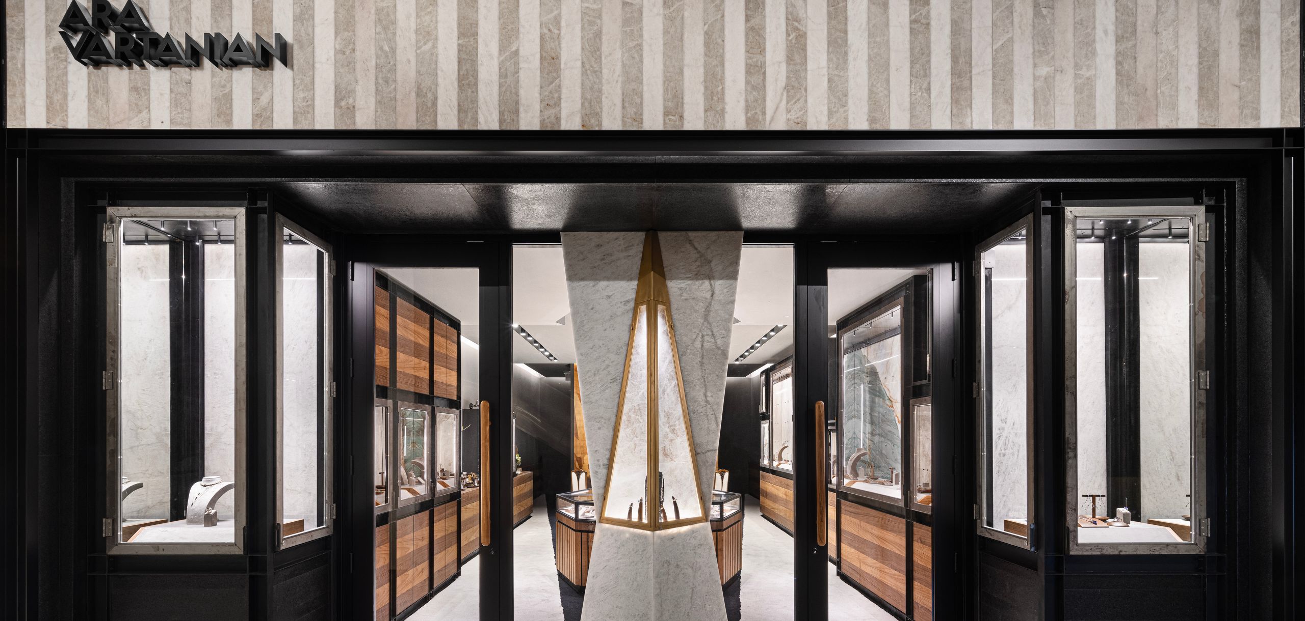 Luxury Square Store, Istanbul - Retail Store/Shop Interior Design on Love  That Design