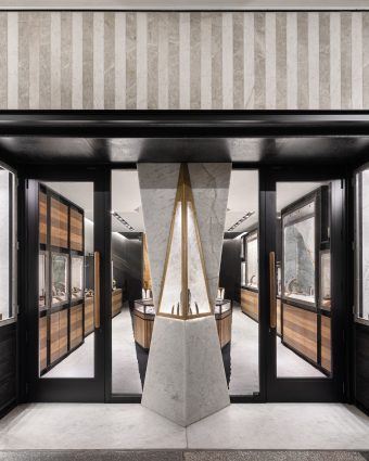 Ara Vartanian storefront