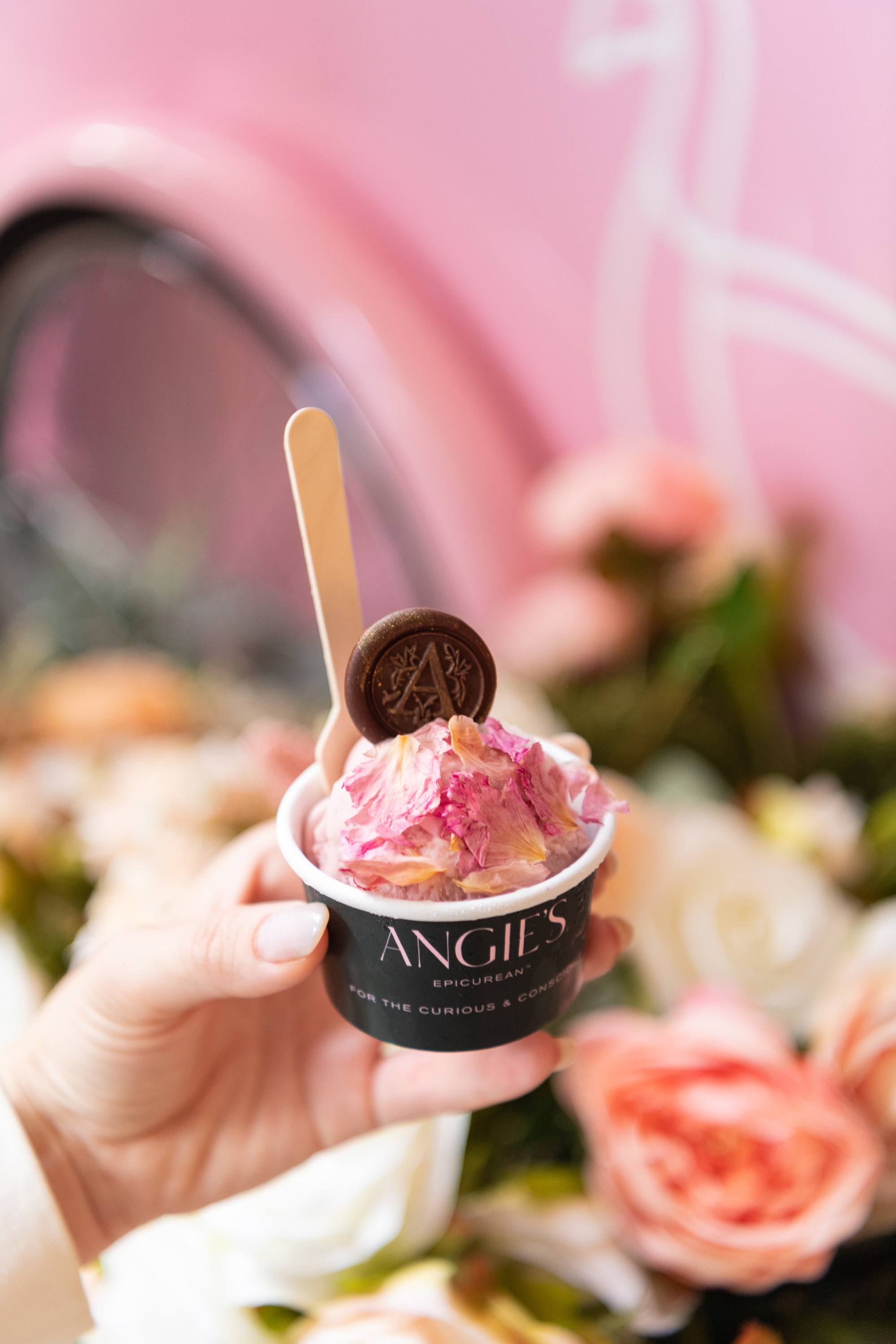 A variety of images showcasing Bal Harbour Shops Ice Cream We Love event, activities for children, and ice cream, paletas, gelato and more served by 18 local Miami vendors