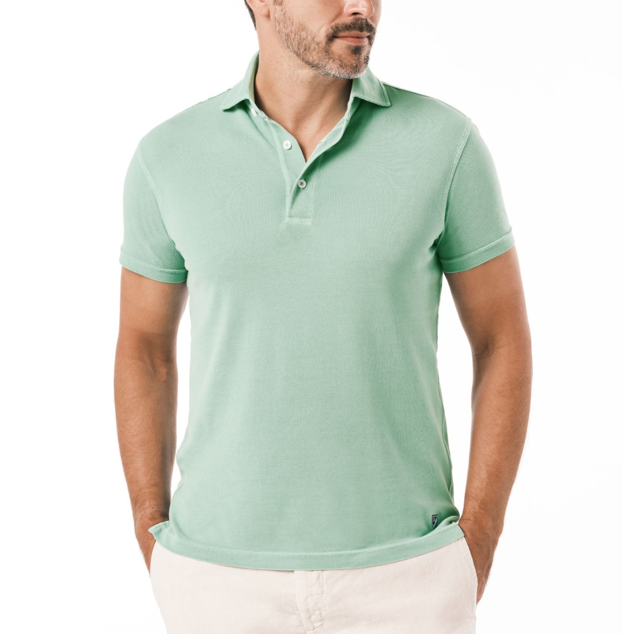 You can never go wrong with a classic polo. Freshen up your go-to essential with Cremieux’s supima cotton garment-dyed pique polo. It’s okay to pack one for every event.