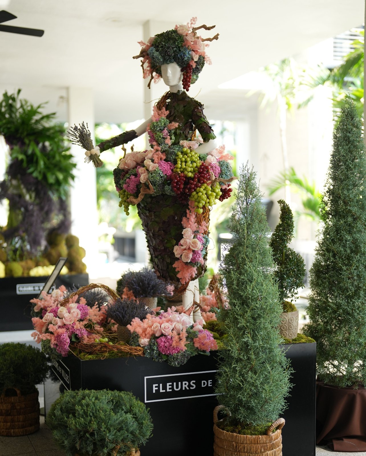 Floral mannequin inspired by Chateau d'Esclans at Bal Harbour Shops