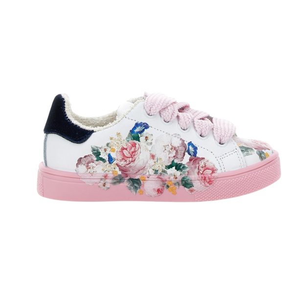 Flower tennis shoes with flower print