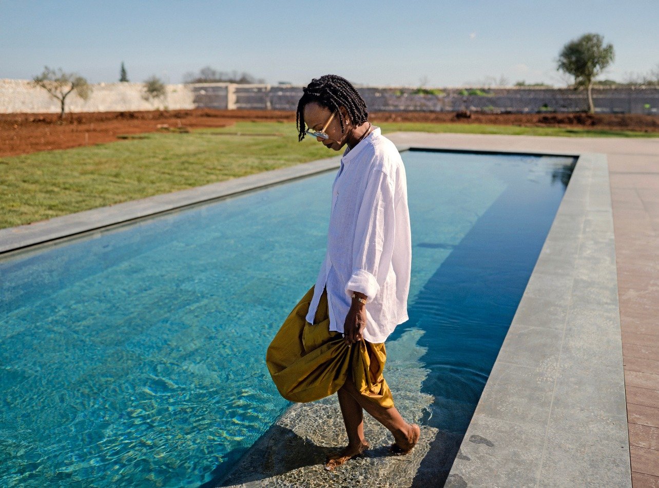 Thelma West standing in a pool at Casina Cinquepozzi in Puglia
