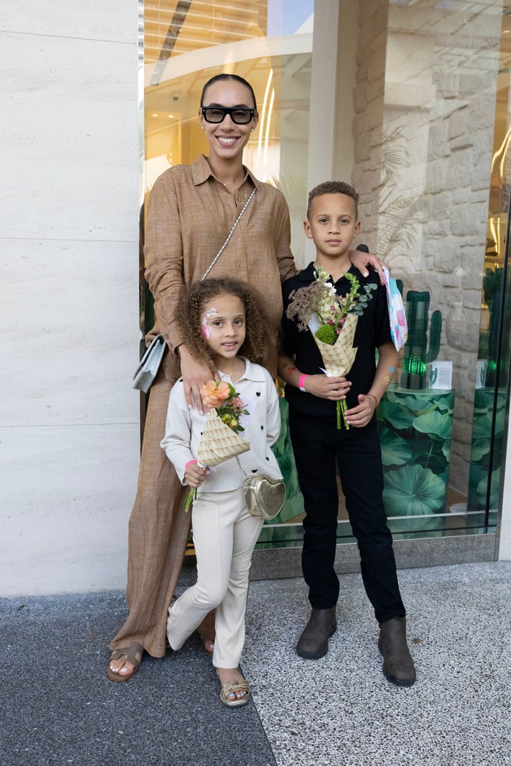 Krystal, Kamila & Vadim Coles