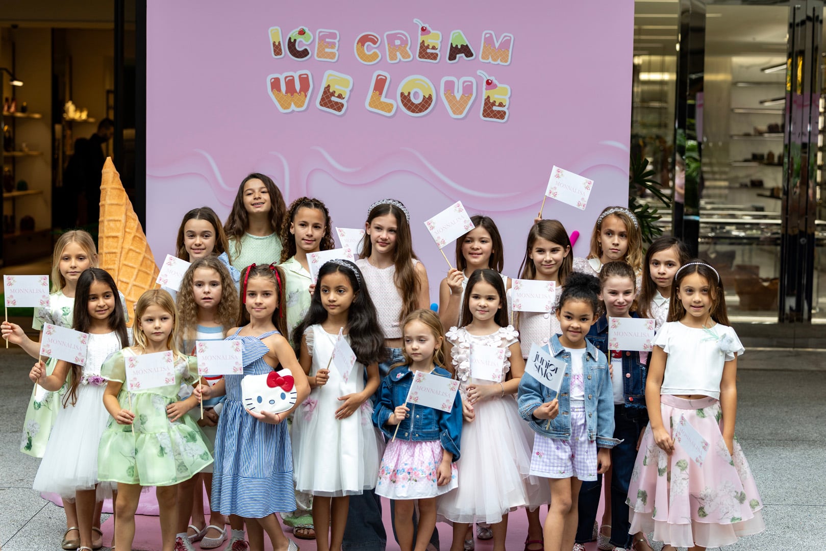 Monnalisa hosted a junior runway show