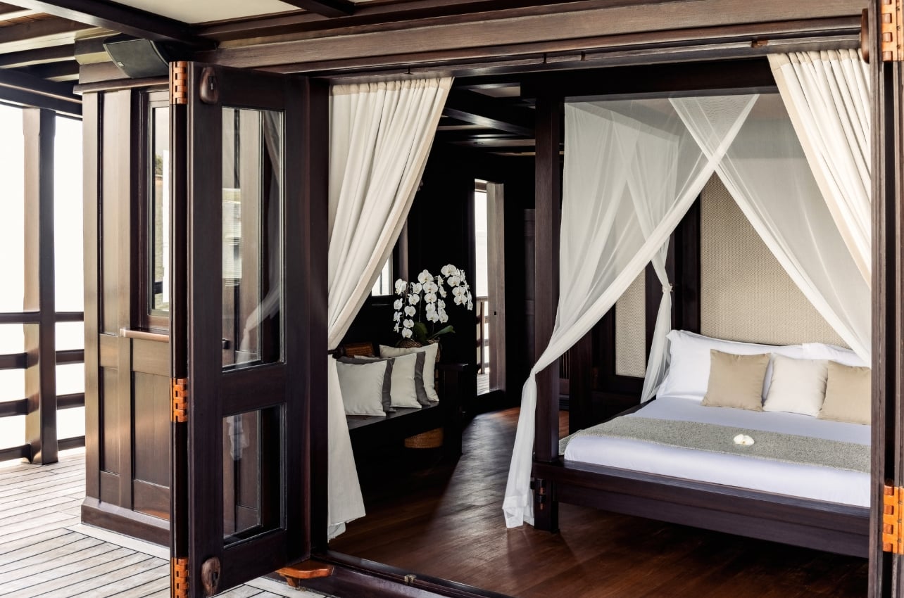 Dania Baru yacht master bedroom