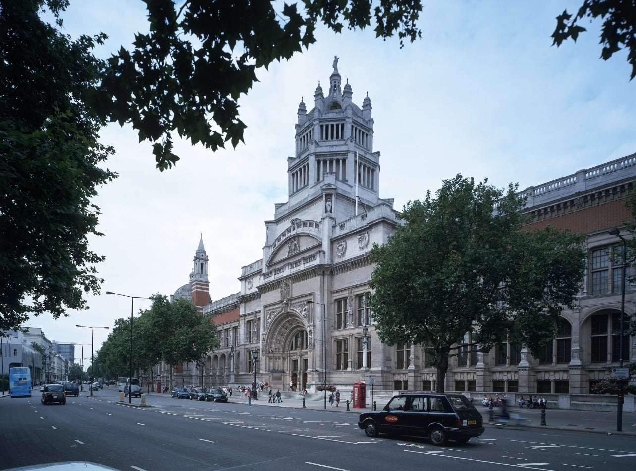 A Streetview of the exterior of the V&A Museum