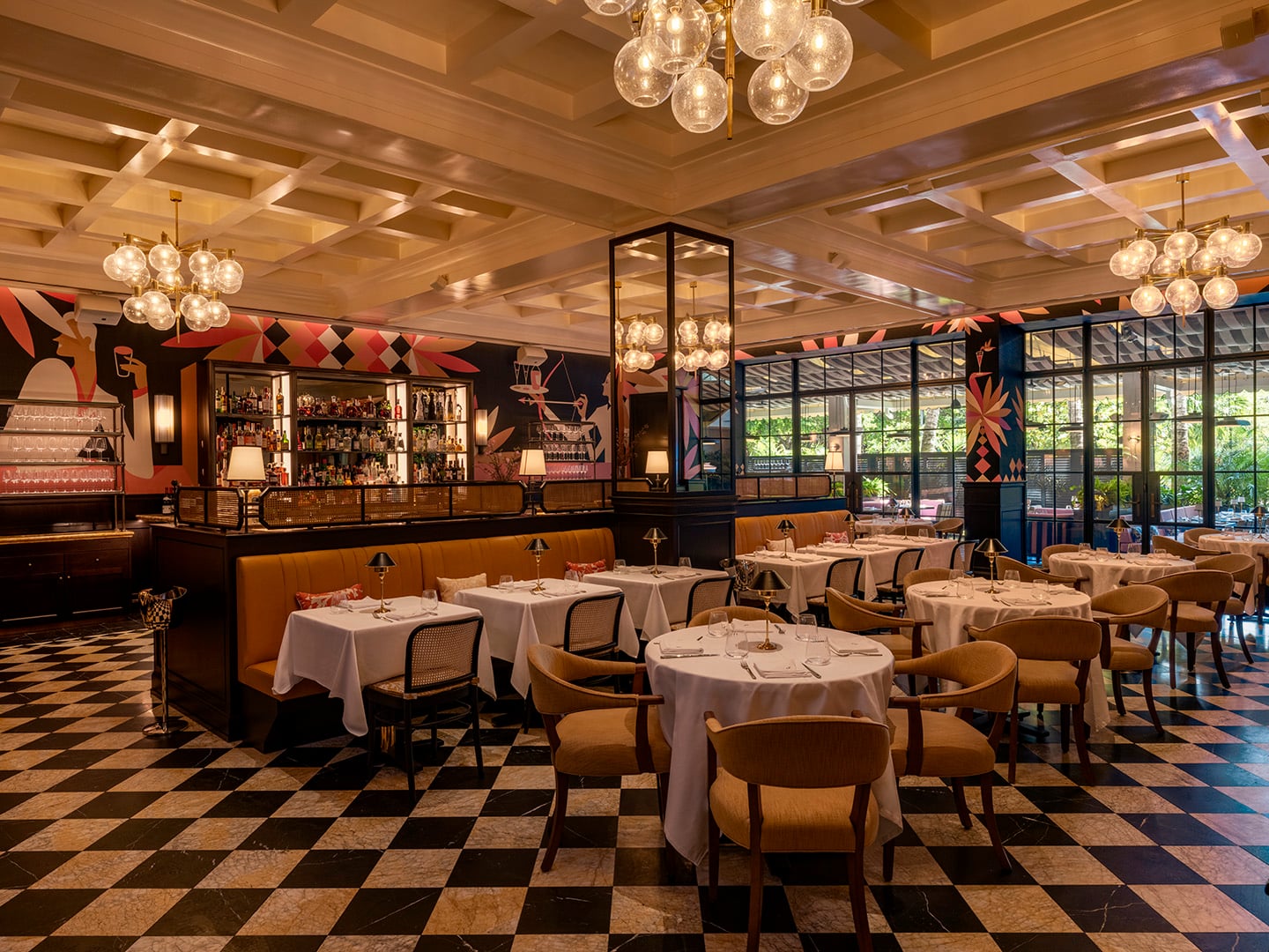 Slims Restaurant Interior